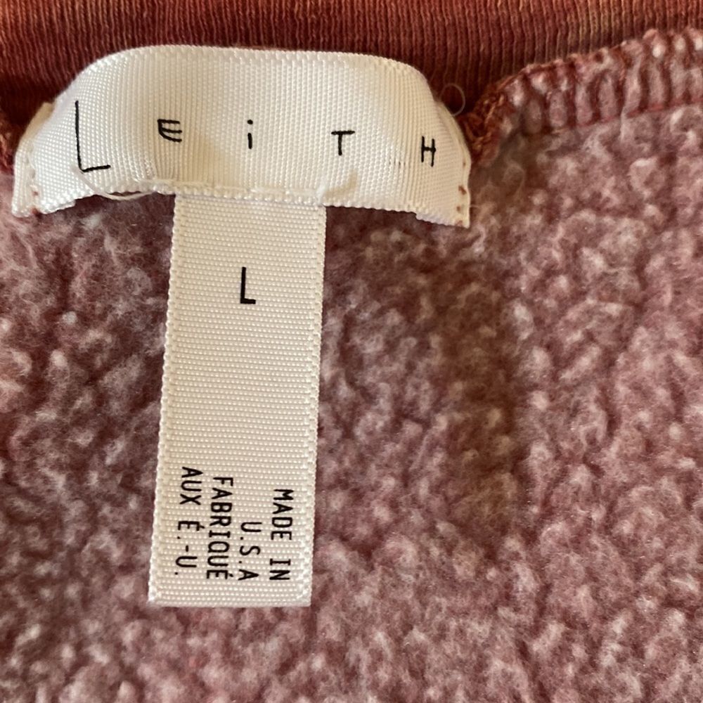 Leith Sweatshirt Hi-lo hemline red distressed NYC And eagle logo Size L - Picture 6 of 7